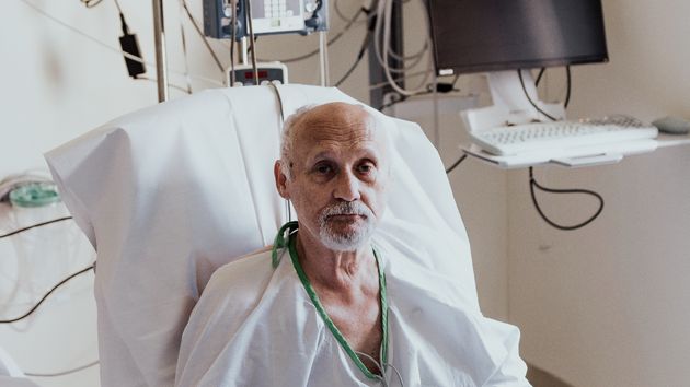 La Seguridad Social niega la incapacidad permanente absoluta a un trabajador con cáncer “linfoma no Hodgkin“ por considerar que era asintomático y podía trabajar, y la justicia obliga a reconocérsela